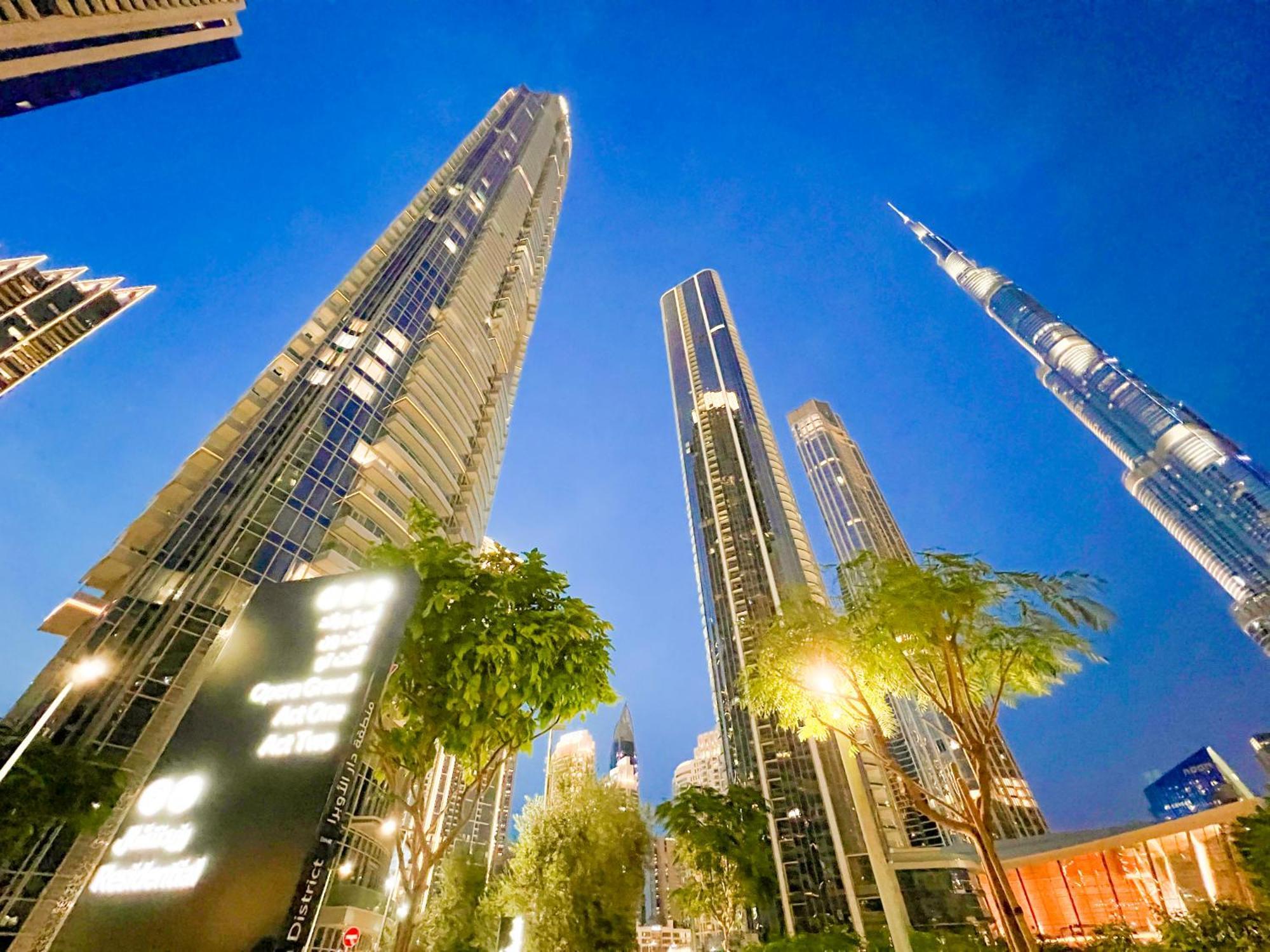 Downtown Luxury - Stunning Burj Khalifa & Sea View - 5 Minutes Walk To Dubai Mall Dış mekan fotoğraf