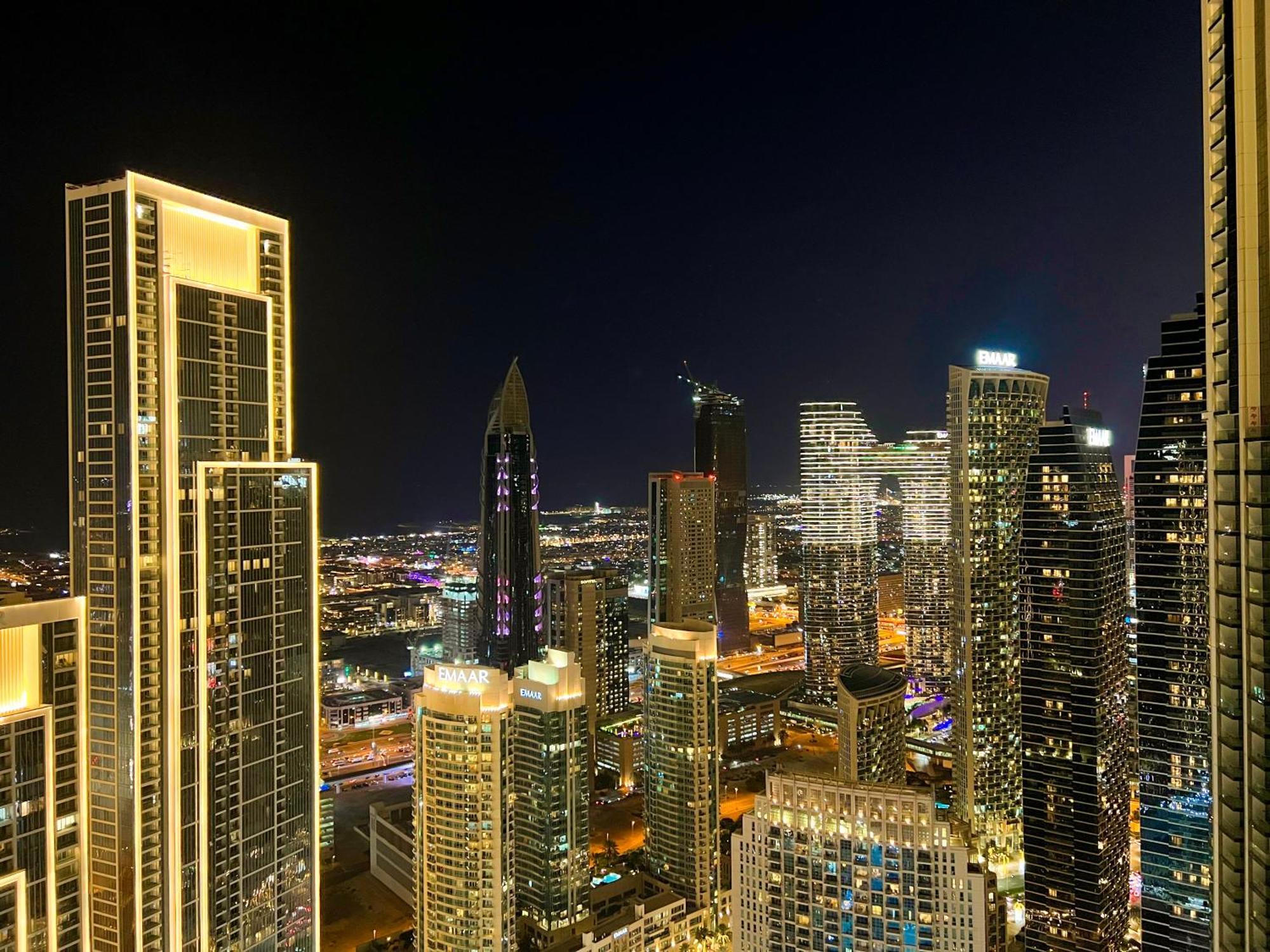 Downtown Luxury - Stunning Burj Khalifa & Sea View - 5 Minutes Walk To Dubai Mall Dış mekan fotoğraf