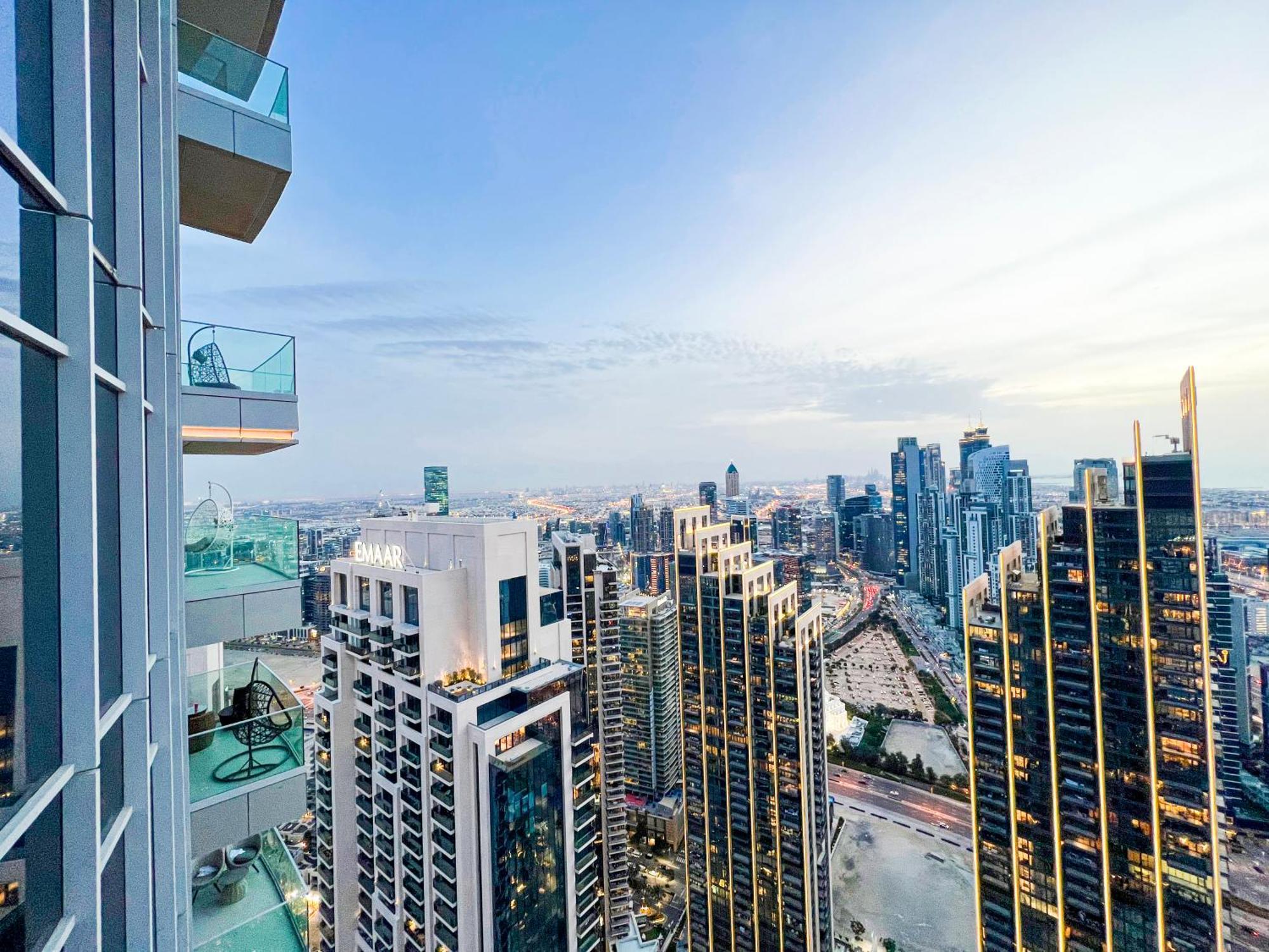 Downtown Luxury - Stunning Burj Khalifa & Sea View - 5 Minutes Walk To Dubai Mall Dış mekan fotoğraf