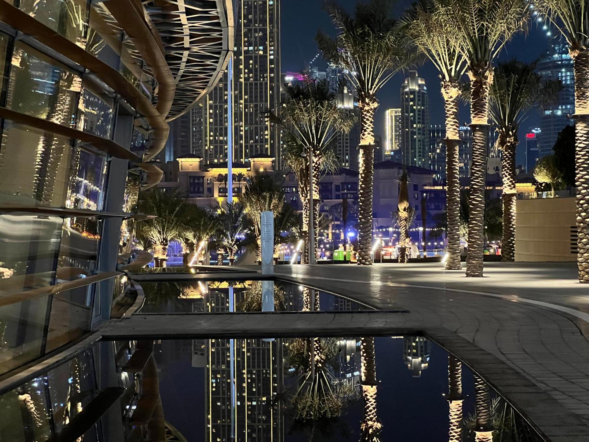 Downtown Luxury - Stunning Burj Khalifa & Sea View - 5 Minutes Walk To Dubai Mall Dış mekan fotoğraf